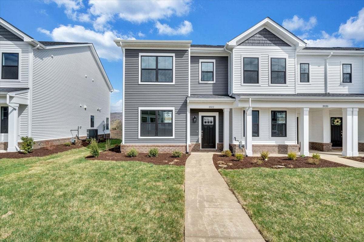 Highland - The Preserve Townhomes: Blacksburg, Virginia - Eagle Construction of VA, LLC