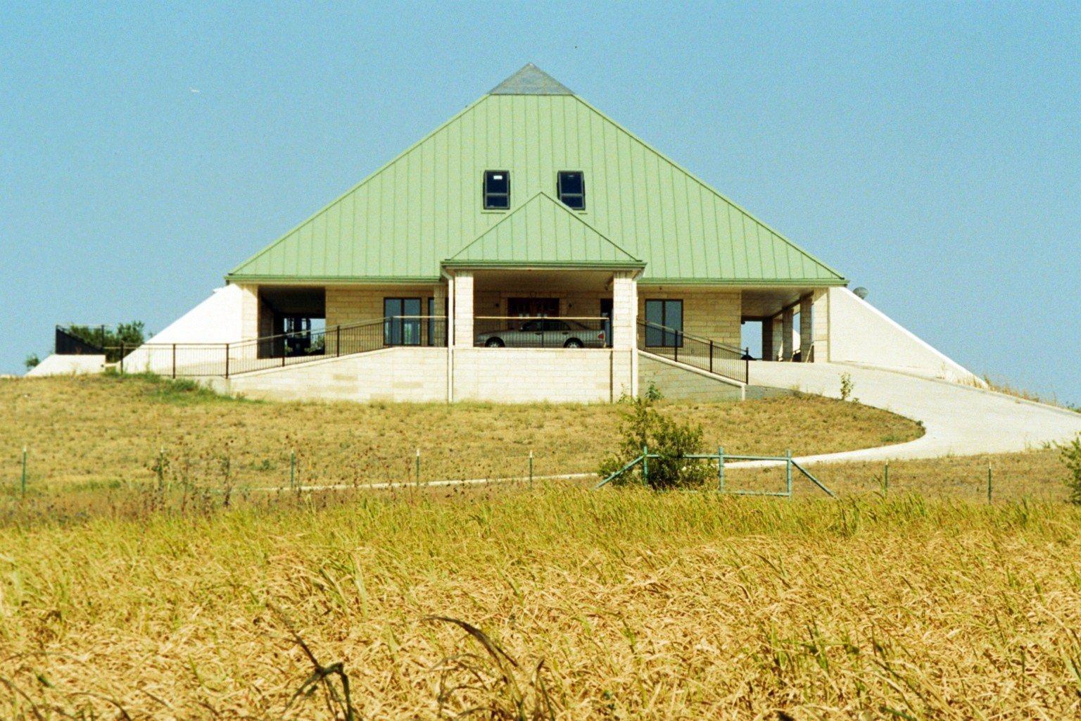Earth Sheltered Homes por Earth Sheltered Homes en Victoria Texas