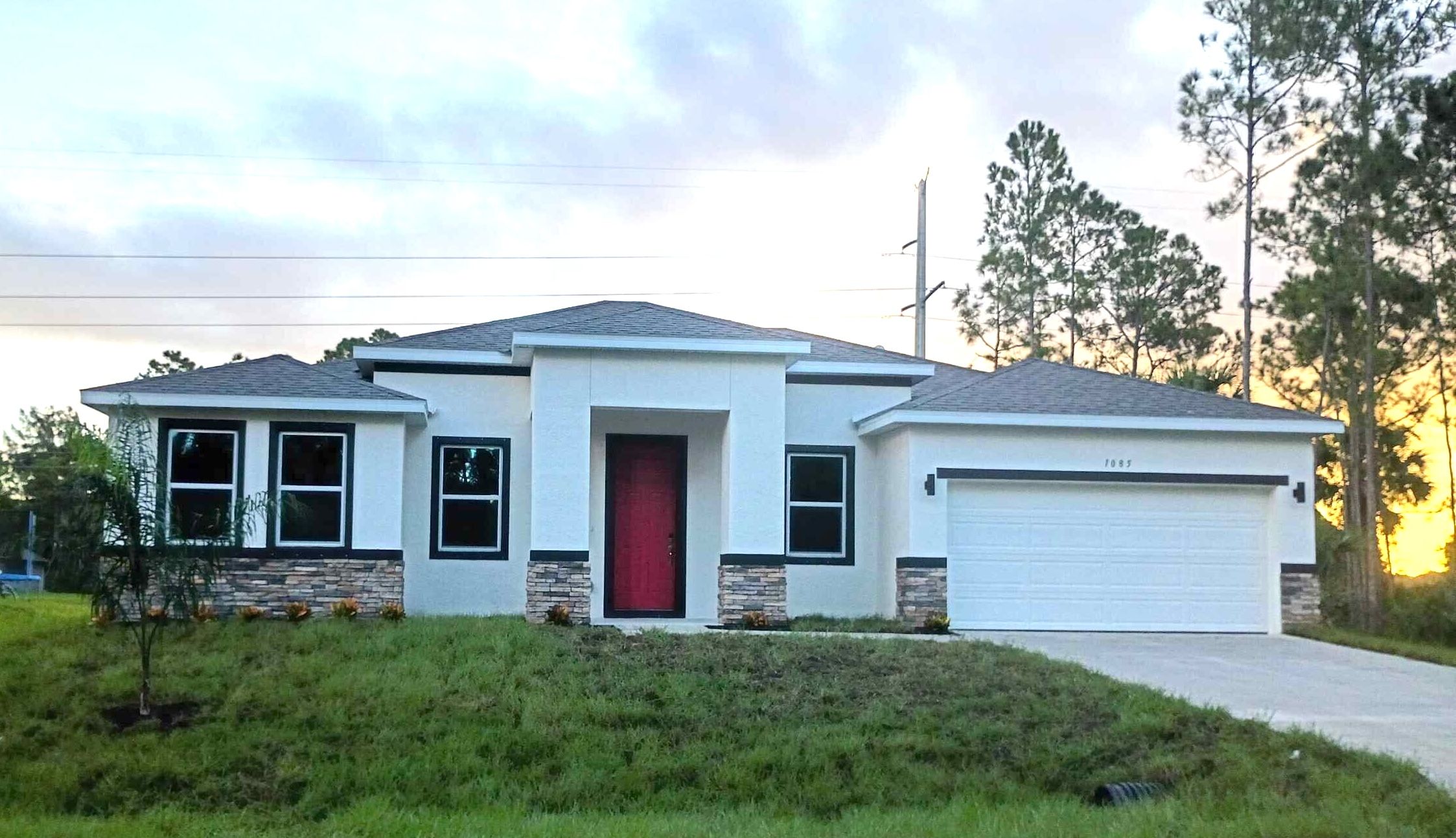 1085 Harlingen Rd Sw. Palm Bay, FL 32908