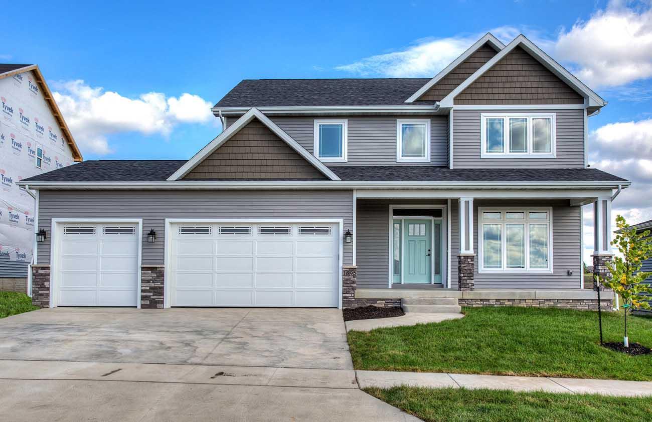 Eden Custom Homes - Johnston, IA