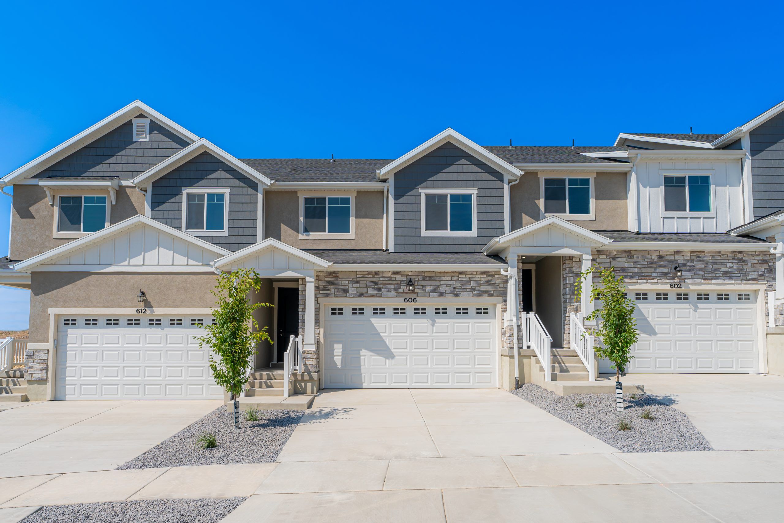 Type B Inner Townhome - Mountain Ridge: Riverton, Utah - EDGEhomes