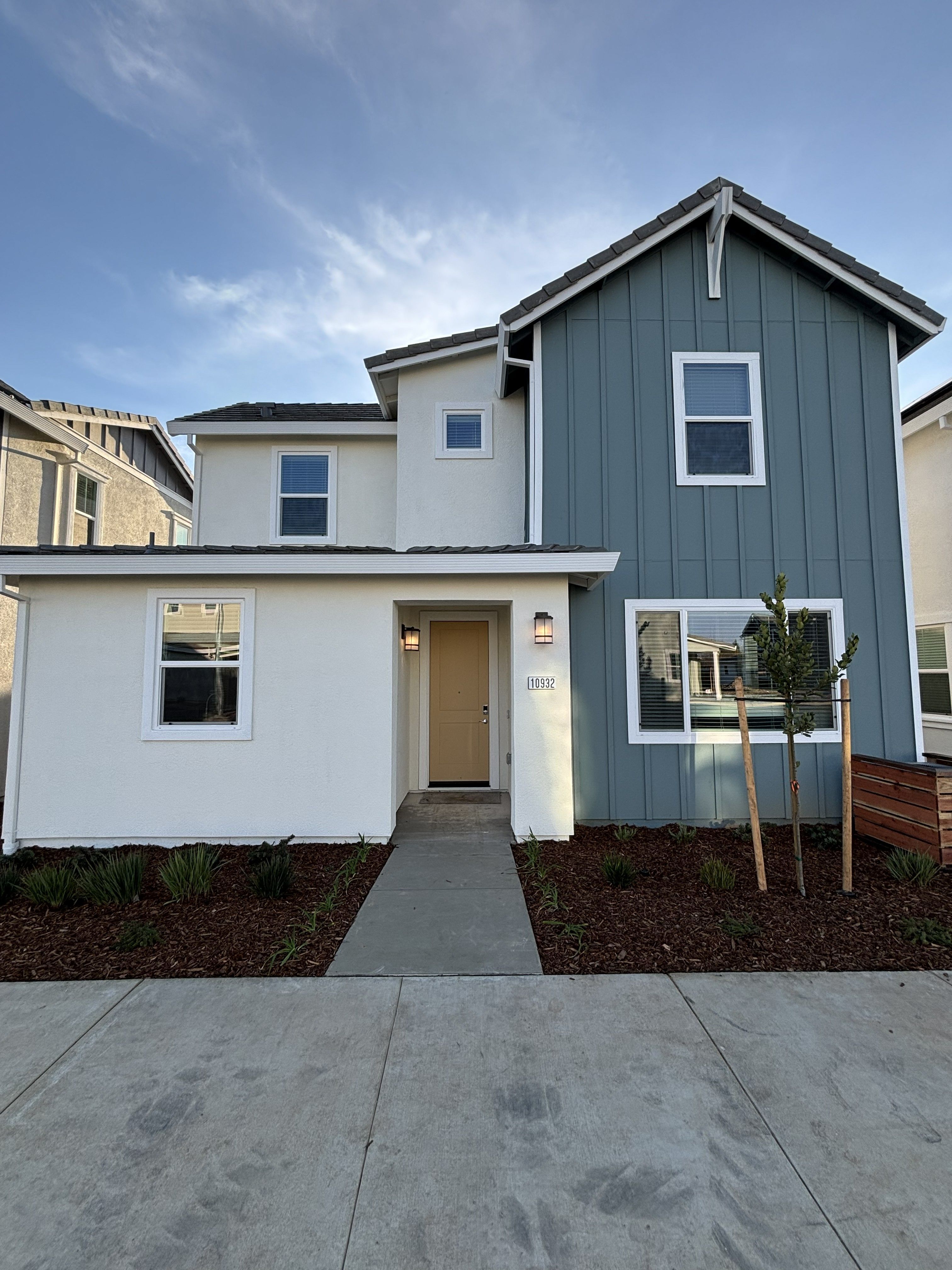 Plan 1684 - Veranda at Stone Creek Village: Rancho Cordova, California - Elliott Homes