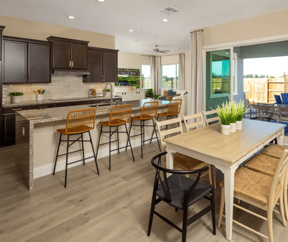 casa en Cascade at Elliott Springs por Elliott Homes