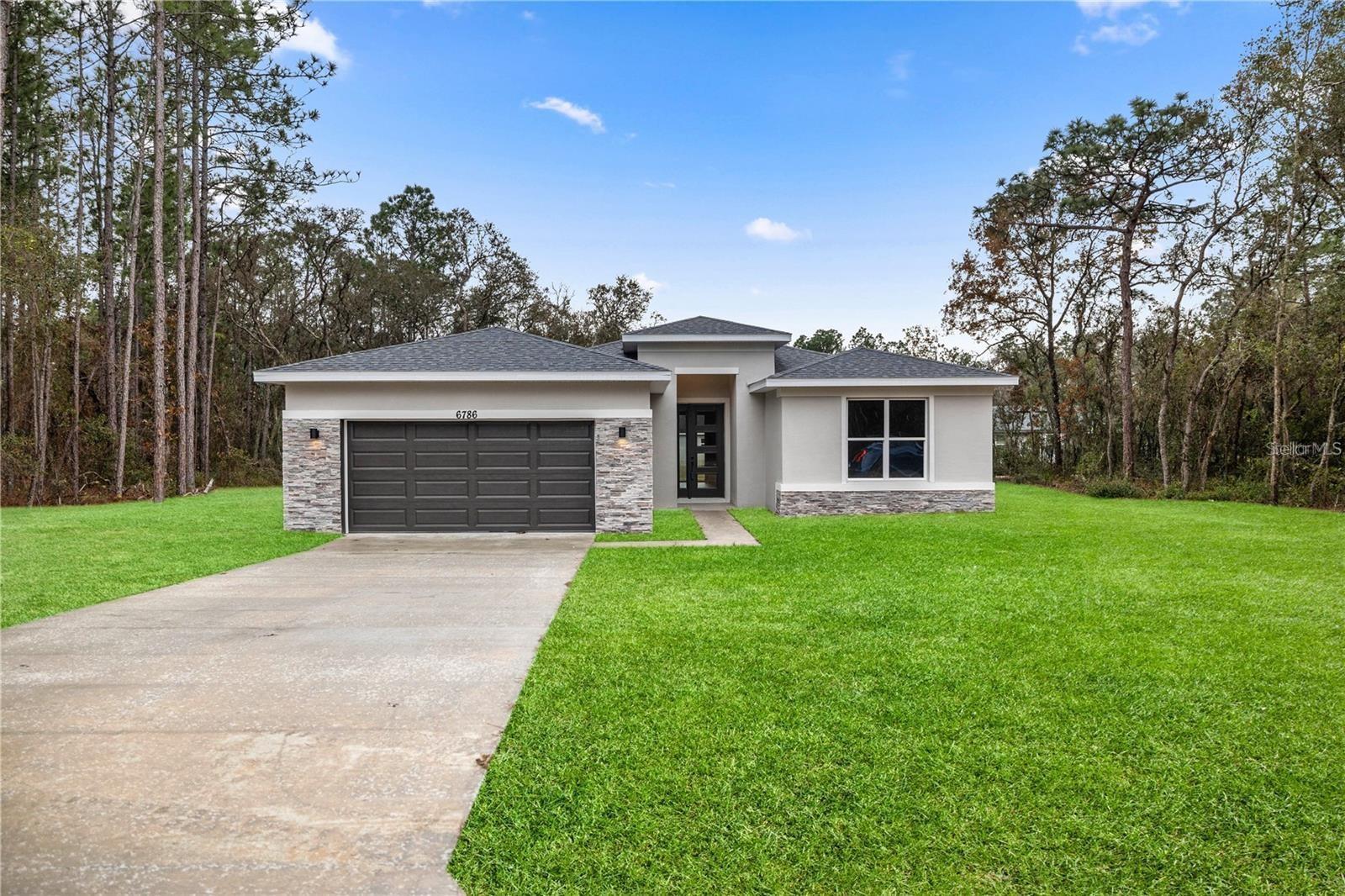 Ibis - Palm Coast: Palm Coast, Florida - Estela Living