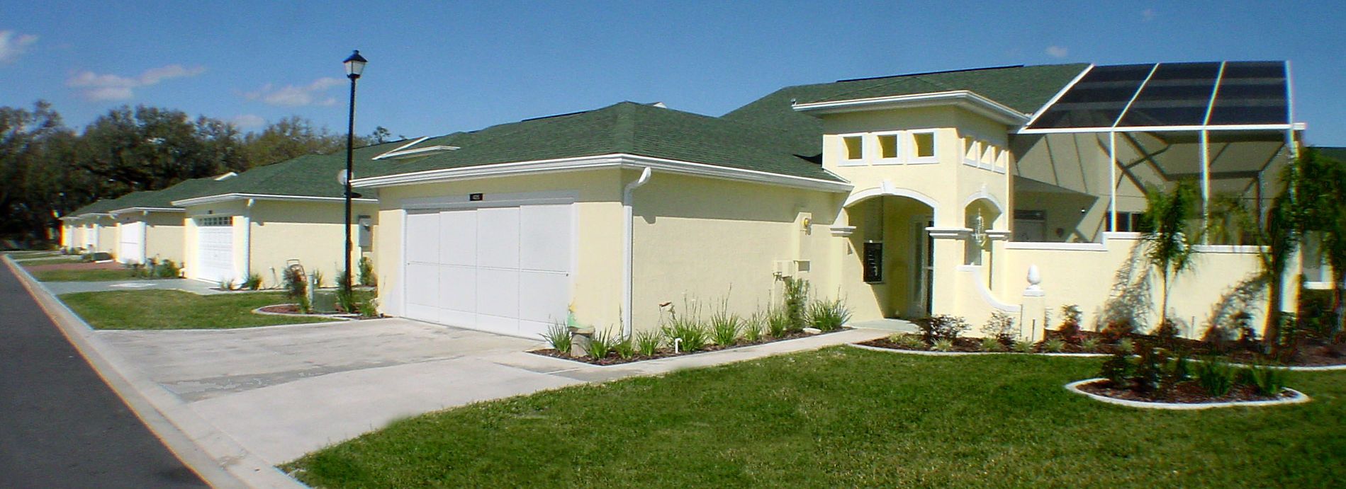 casa en Carillon Lakes por FLC Companies