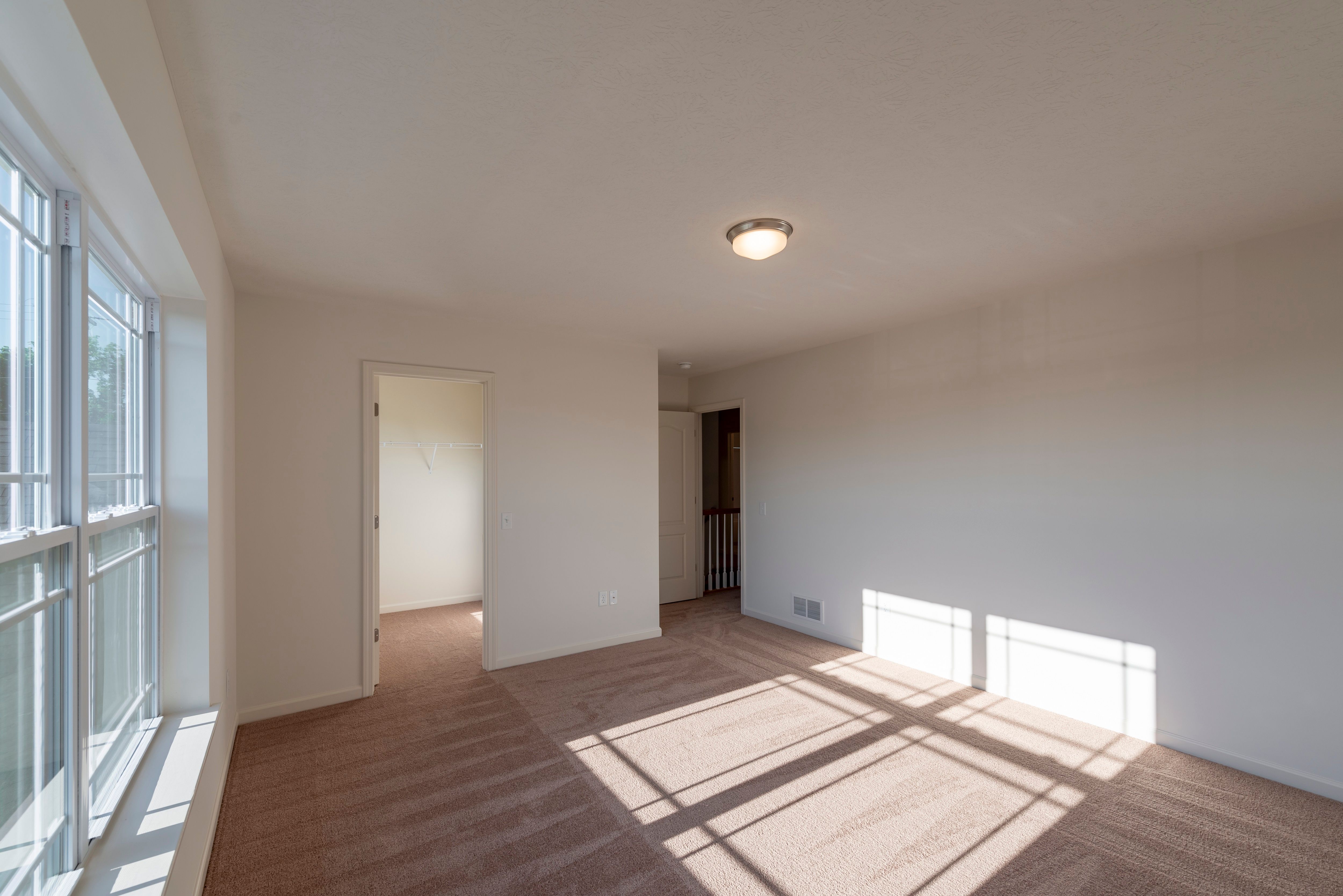 Saginaw I bedroom