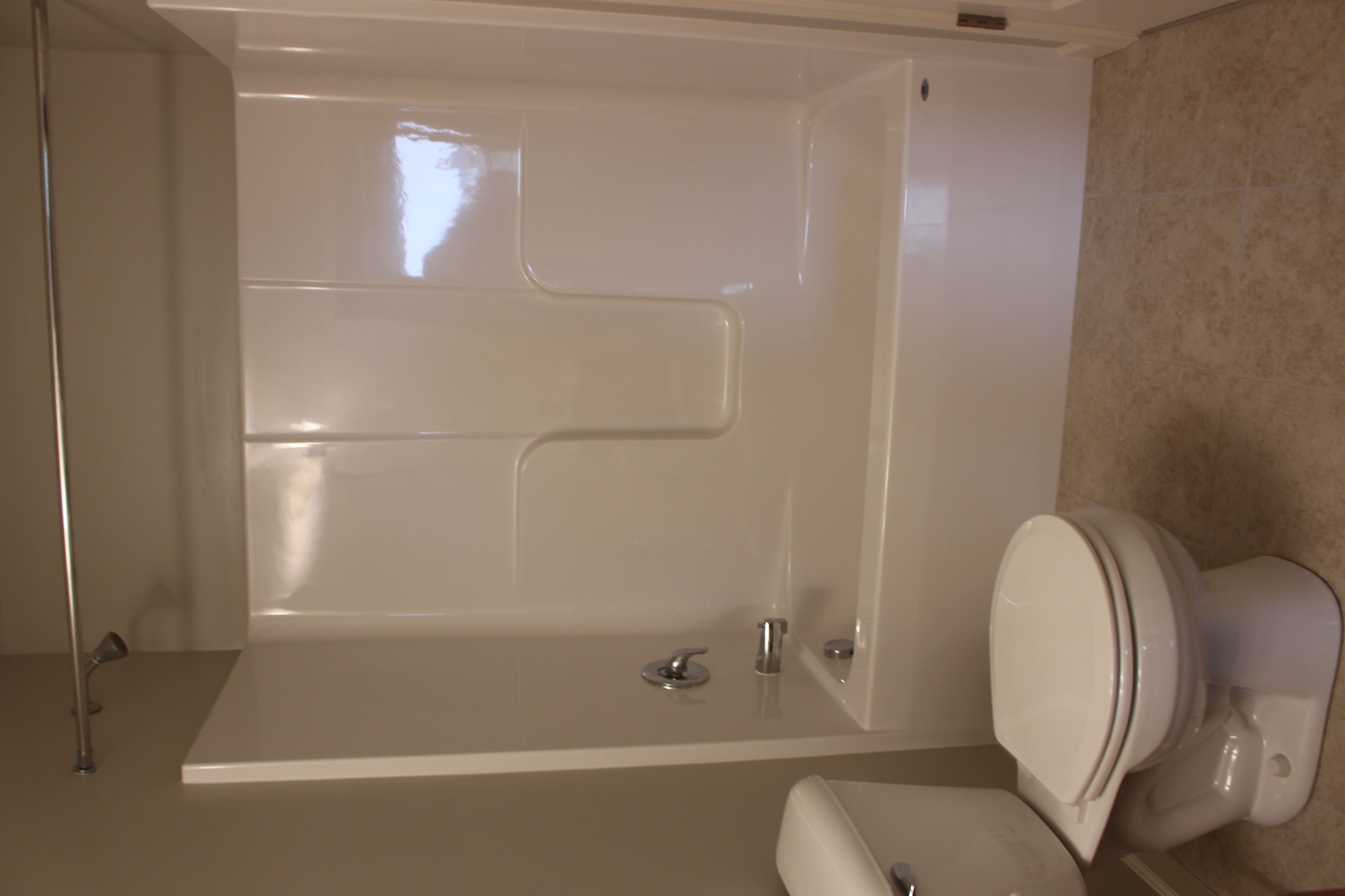 2nd Floor Bath