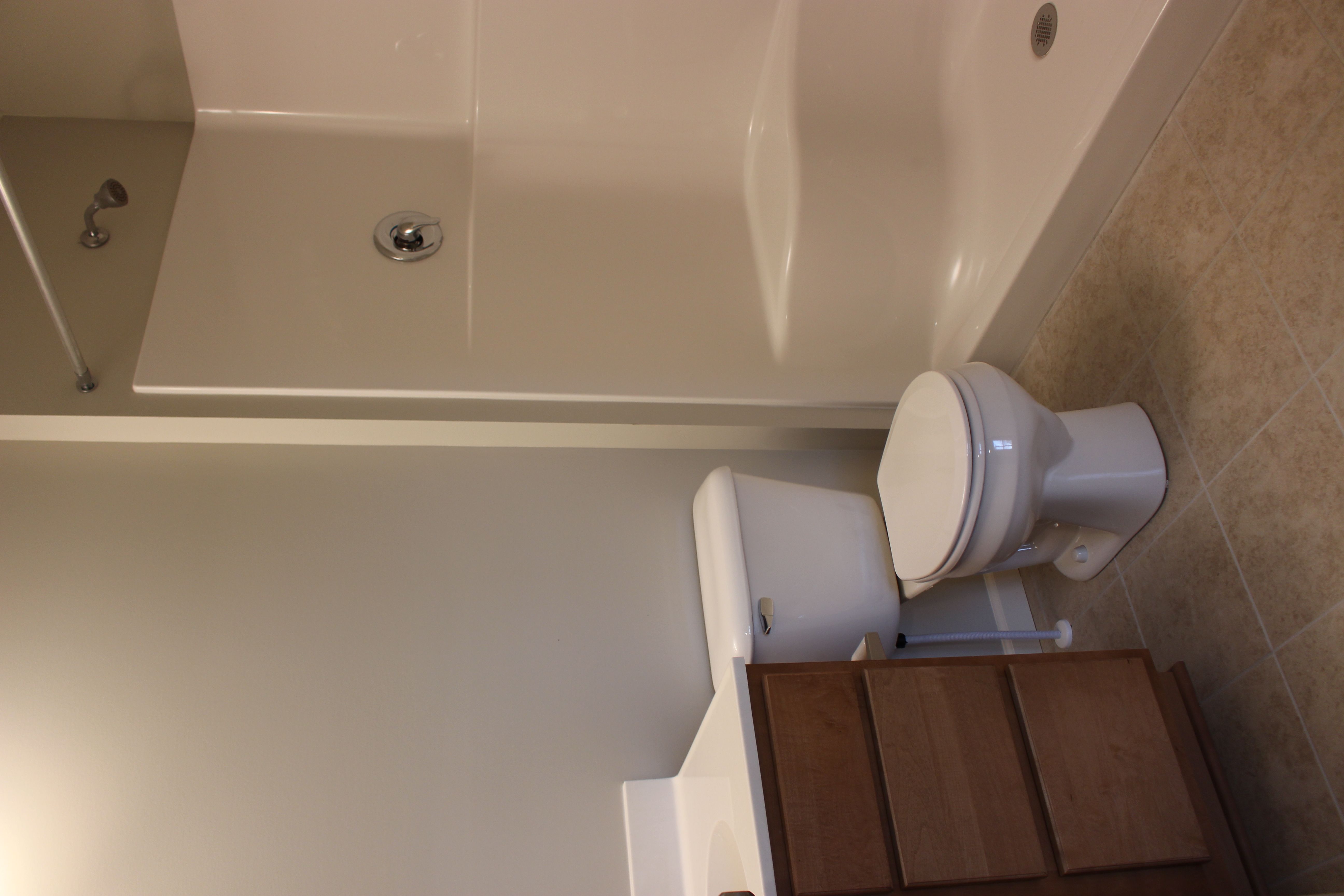 1st Floor Bath