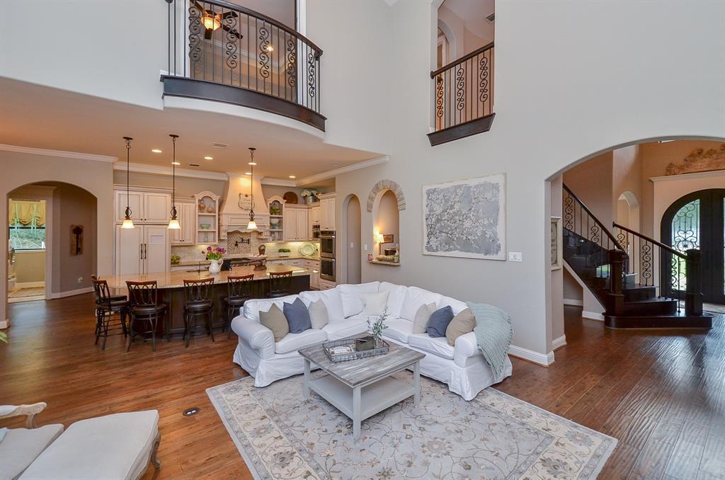 casa en Fabian Garcia Custom Homes LLC por Fabian Garcia Custom Homes LLC