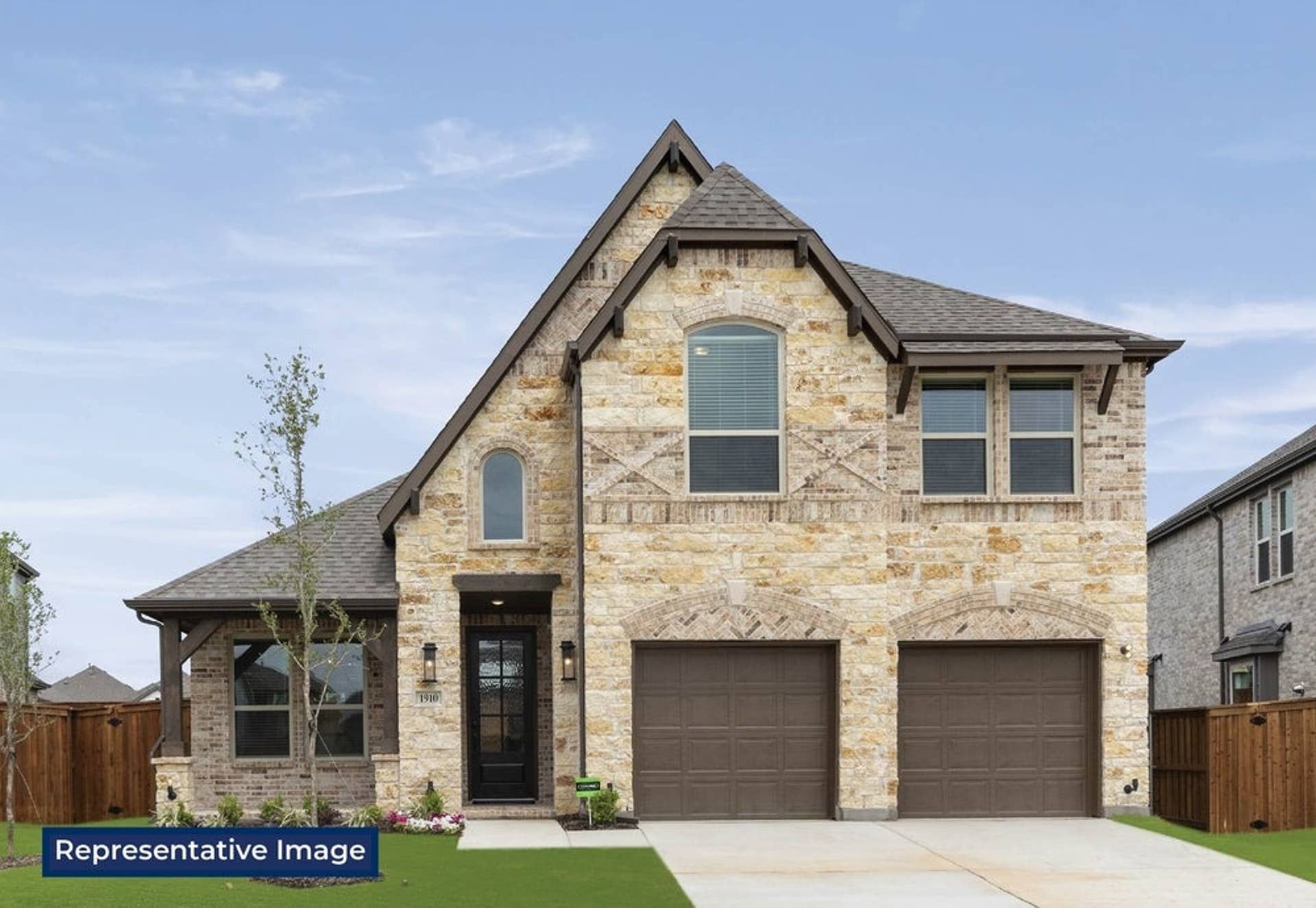 1105 Tenmile Lane. Forney, TX 75126