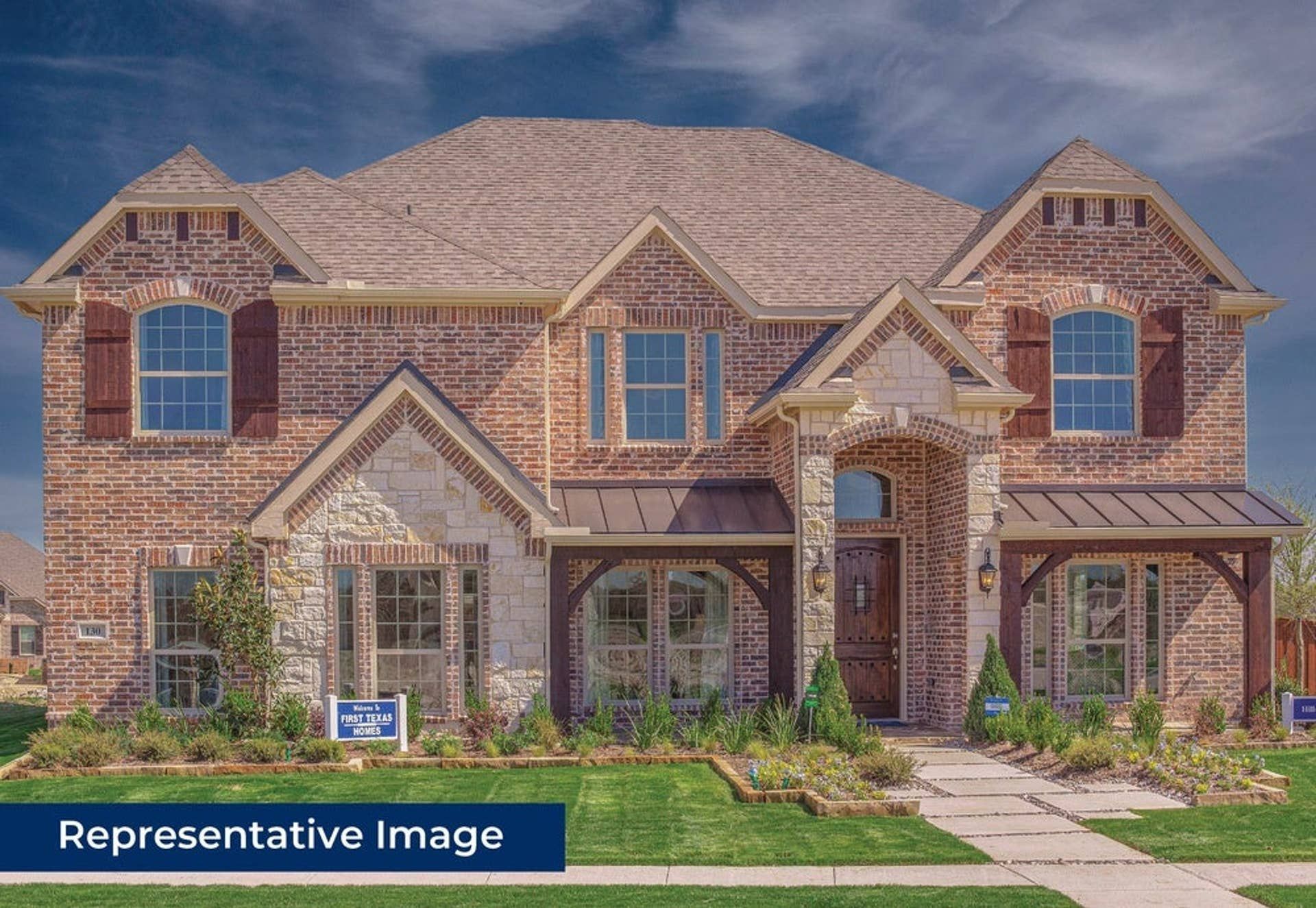 Hillcrest 2R (w/Media) - Collinsbrook Farm: Frisco, Texas - First Texas Homes