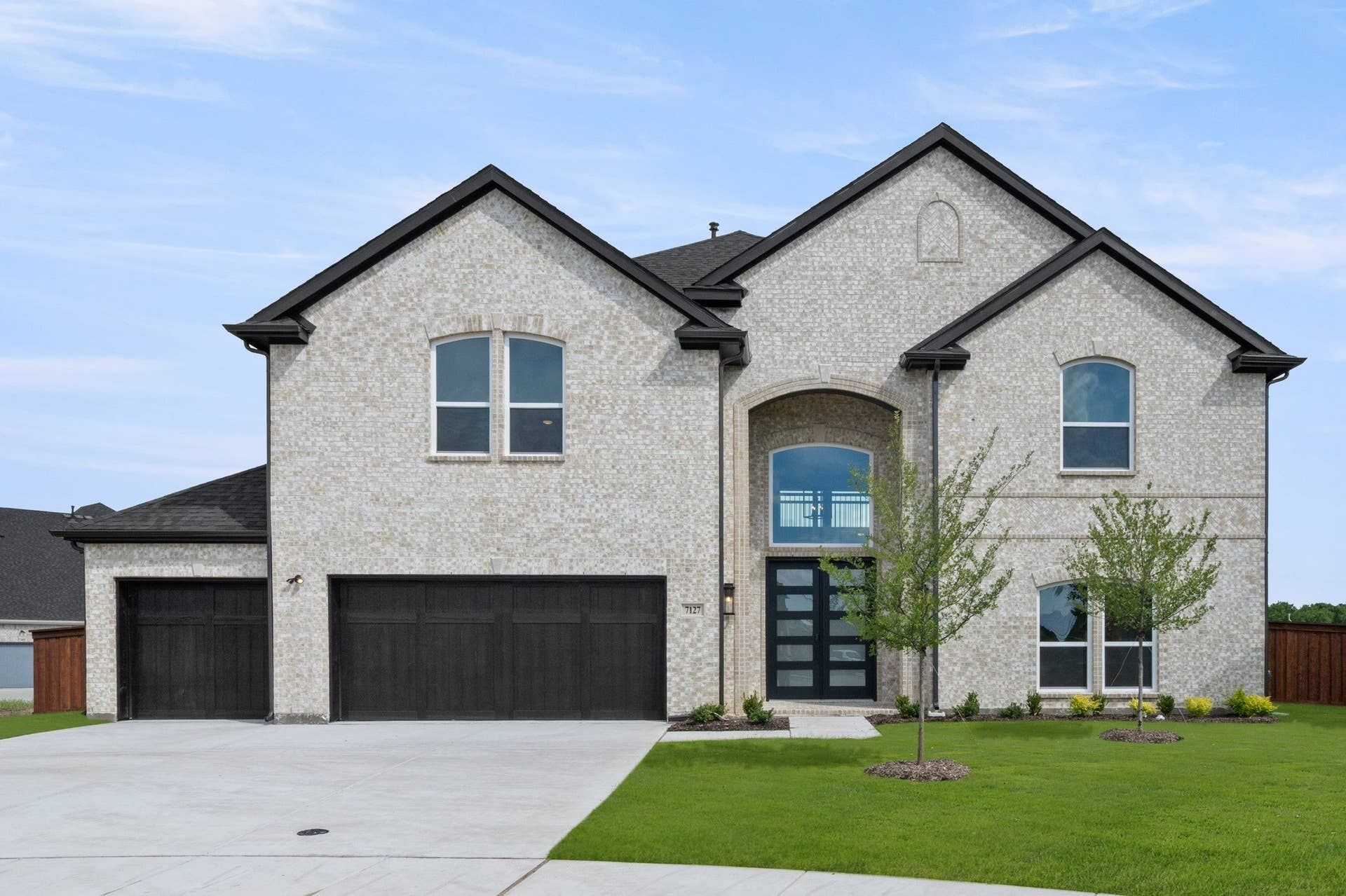12563 Dove Chase Lane. Frisco, TX 75035
