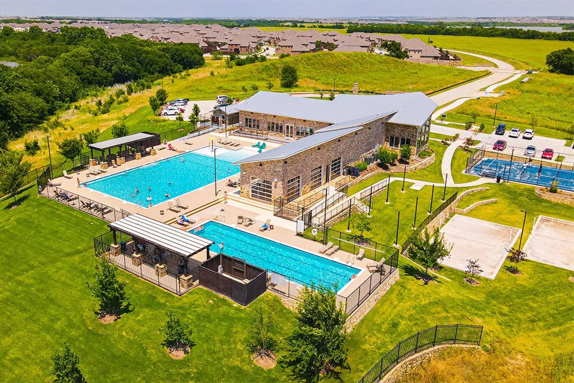 casa en Valencia on The Lake por First Texas Homes