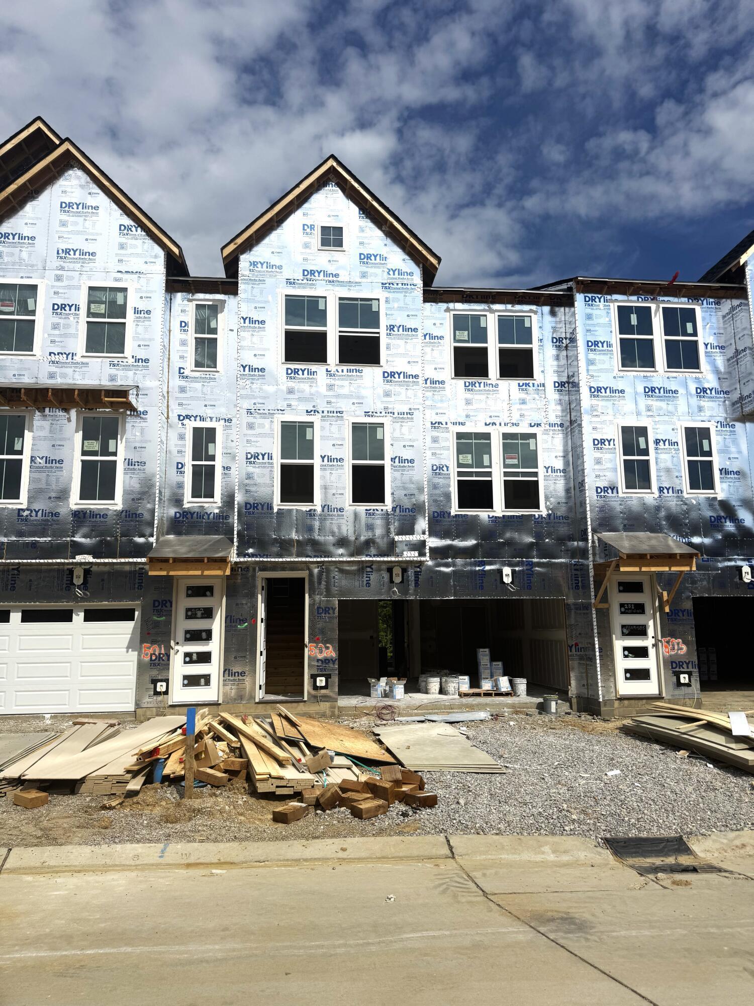 Logan - The Pinnacle at Fort Mitchell: Fort Mitchell, Ohio - Fischer Homes 