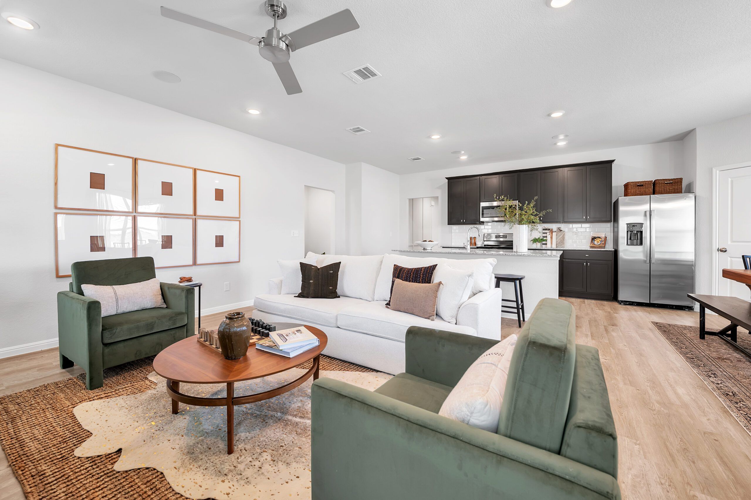 casa en The Valley at Great Hills Single Family por Flintrock Builders