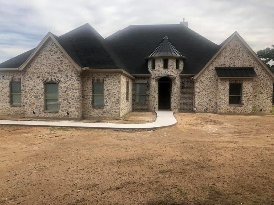 casa en BELLA OAKS por Flippin Custom Homes