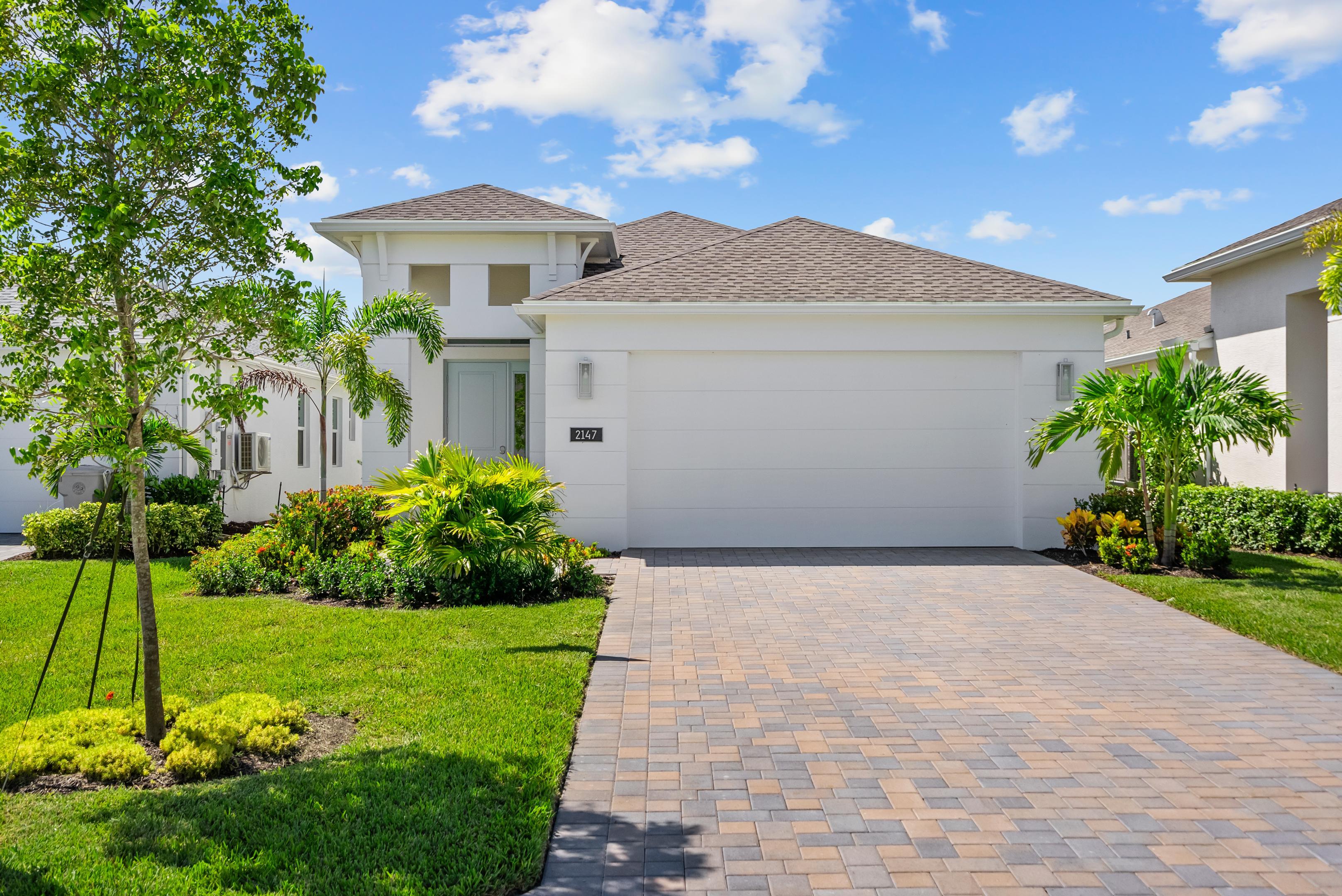 Mirador - The Falls at Grand Harbor: Vero Beach, Florida - GHO Homes
