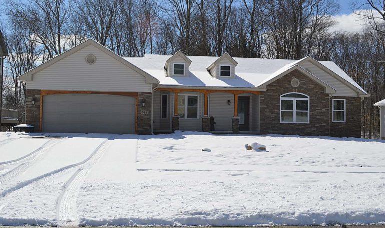 casa en Gasser Builders por Gasser Builders