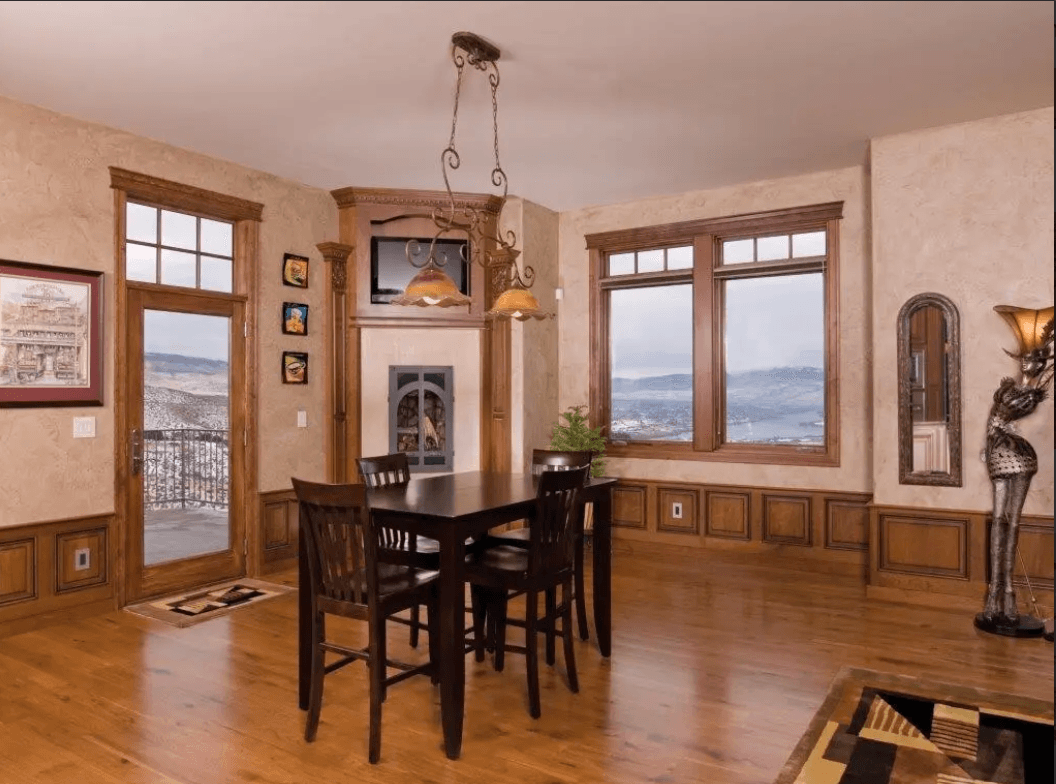 casa en Gold Construction, Inc. por Gold Construction, Inc.