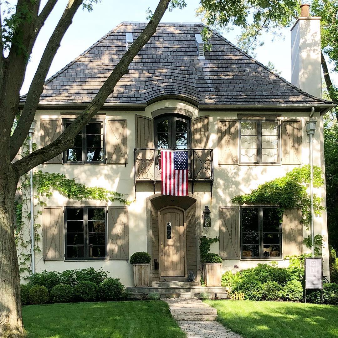 Grand Traditions Fine Homes por Grand Traditions en Chicago Illinois