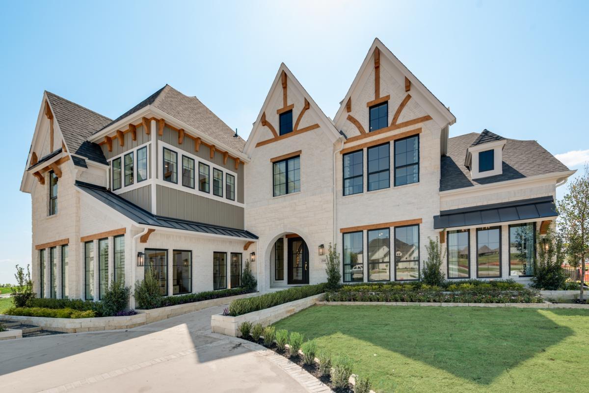 208 Condor Ct. Heath, TX 75126