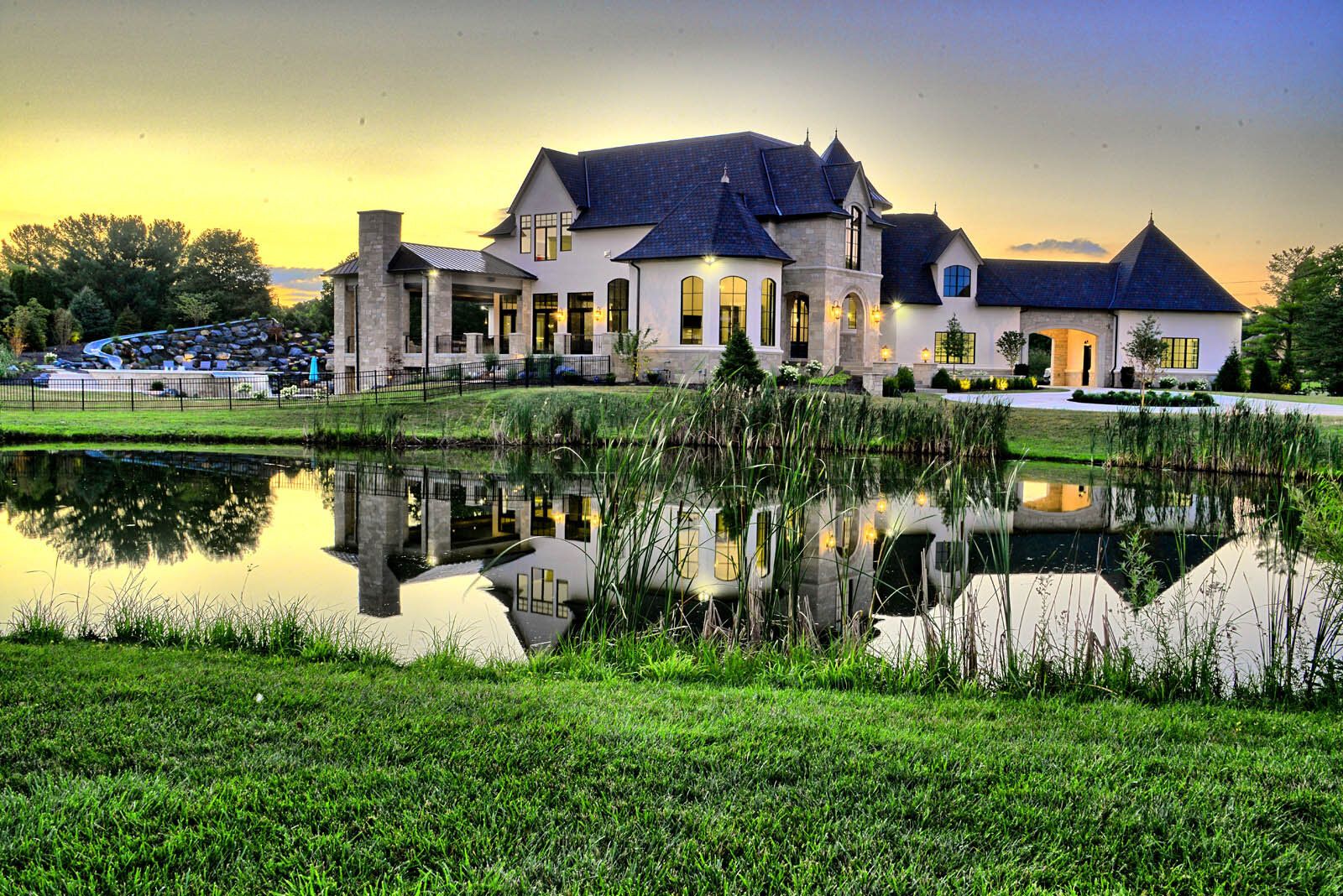 casa en Homes by Design por Homes by Design
