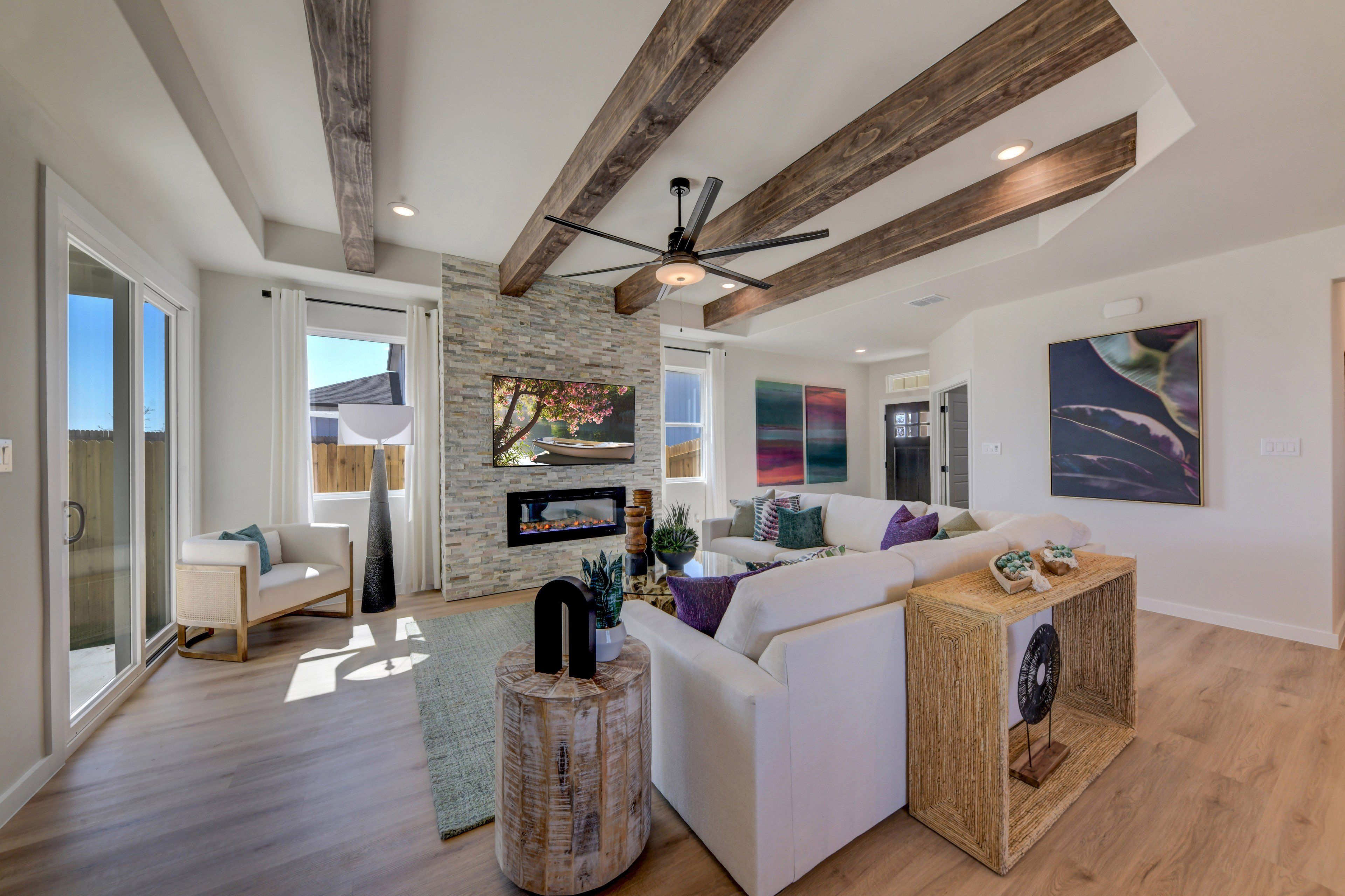 casa en Highland Ridge por Hakes Brothers