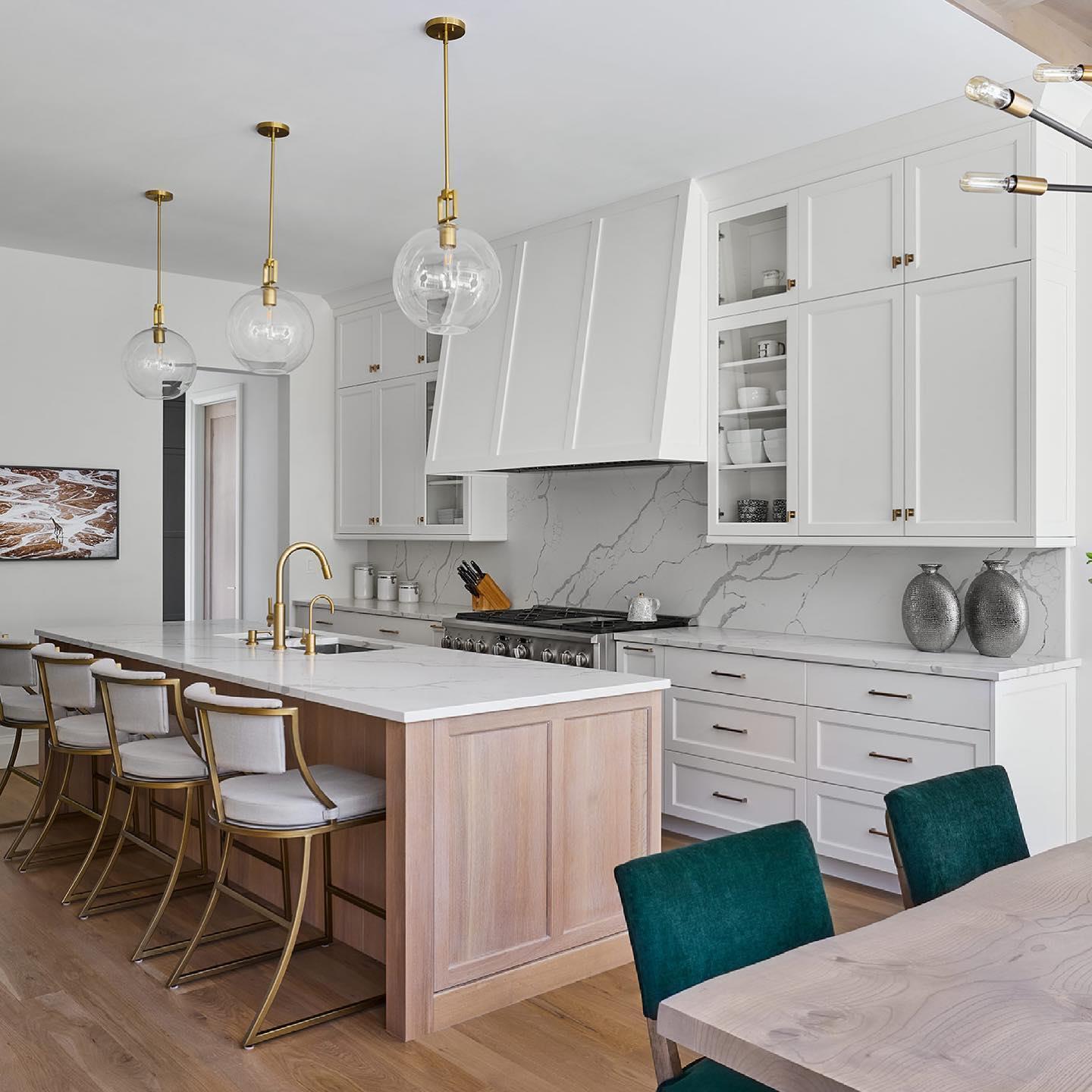 casa en Hardin Builders Inc - Build on Your Lot por Hardin Builders Inc.