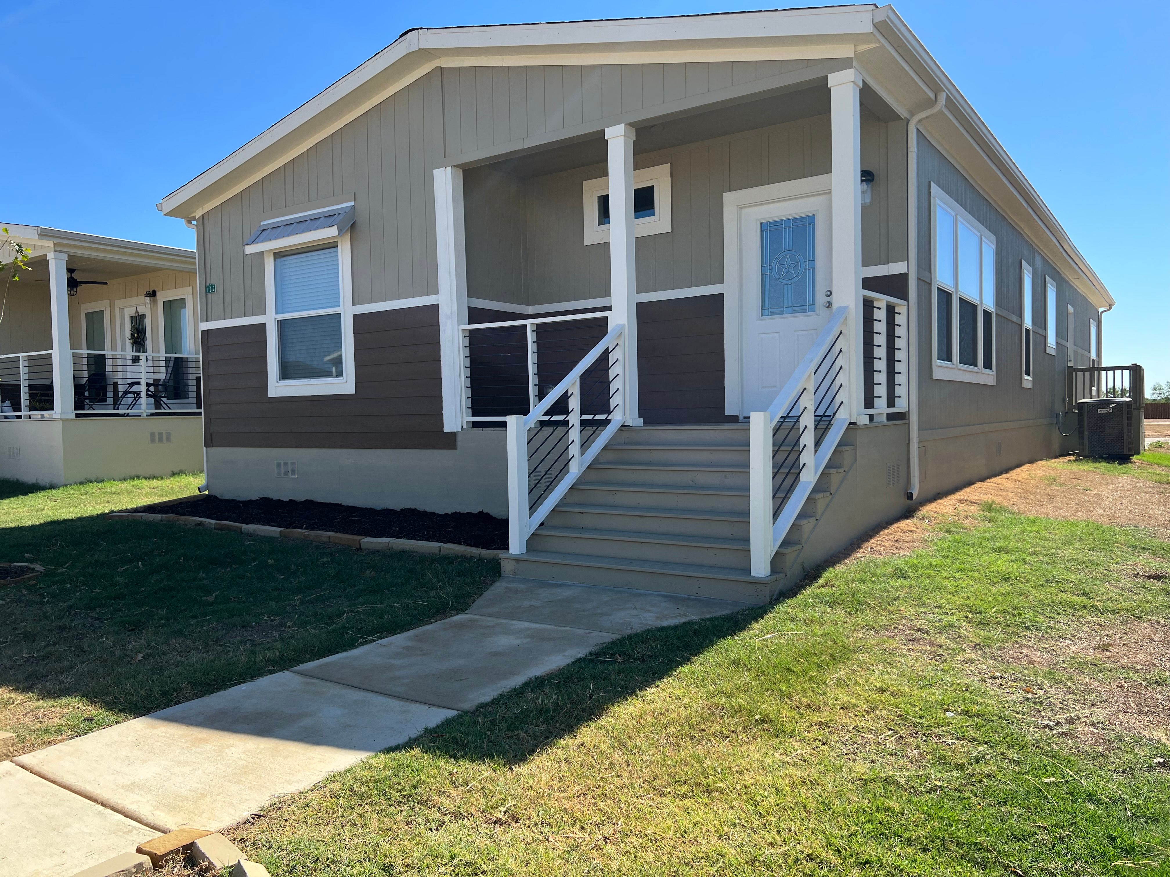 11206 Mountain Ash Lane. Euless, TX 76040