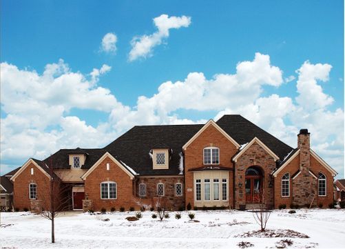 Hearth Homes por Hearth Homes en Cleveland Ohio