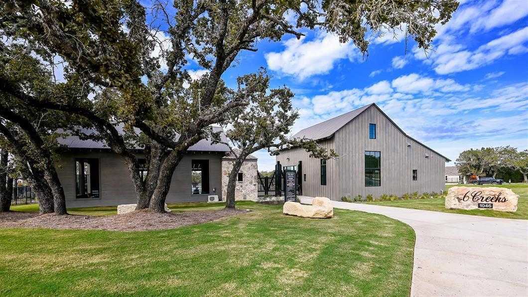 casa en 6 Creeks at Waterridge: 60ft. lots por Highland Homes