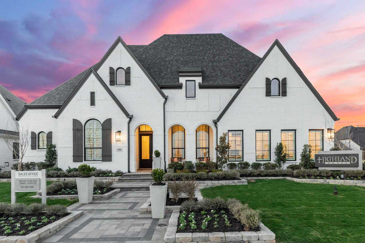 The Parks at Wilson Creek: 74ft. lots por Highland Homes en Dallas Texas