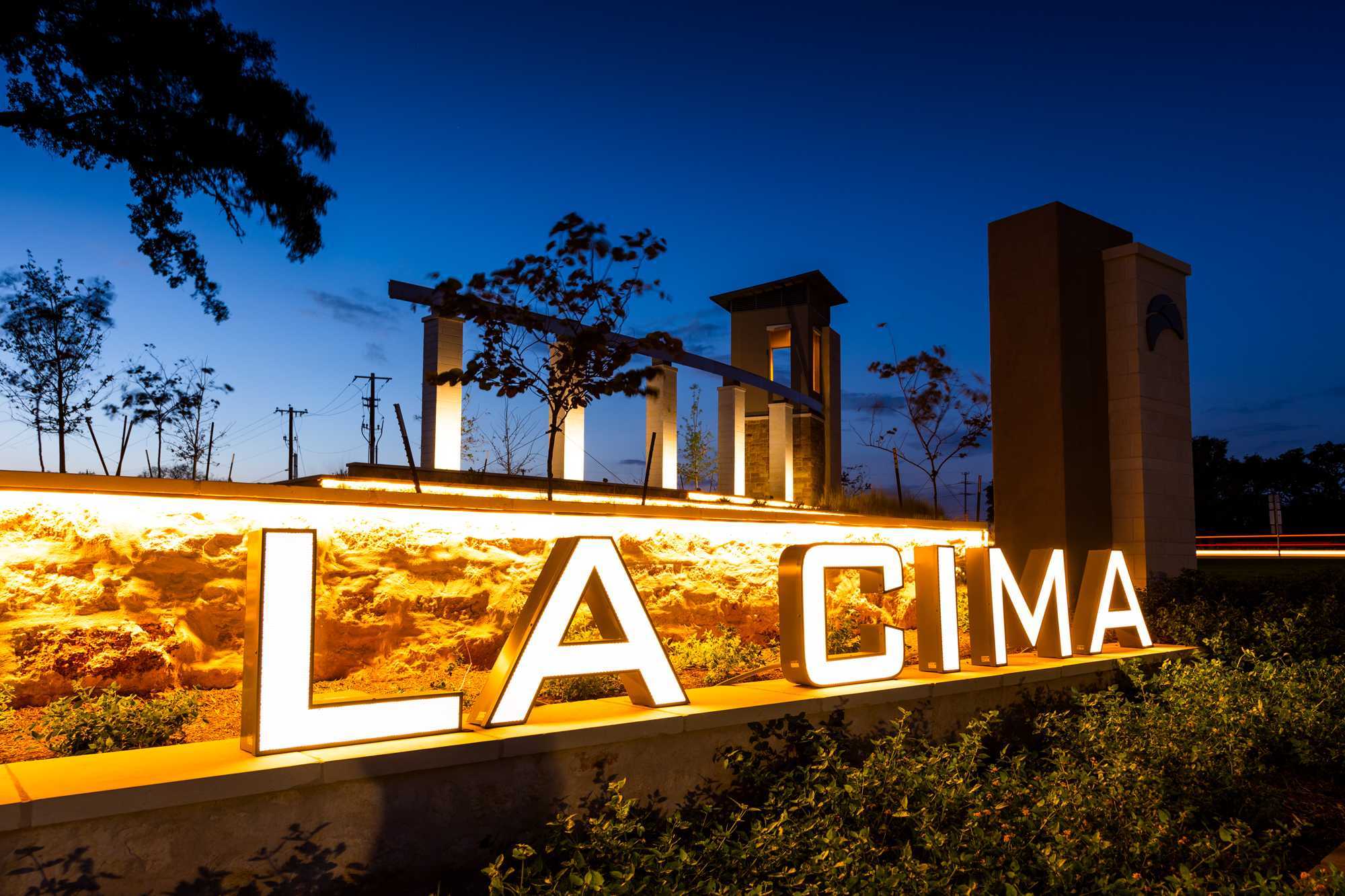 casa en La Cima: 70ft. lots por Highland Homes