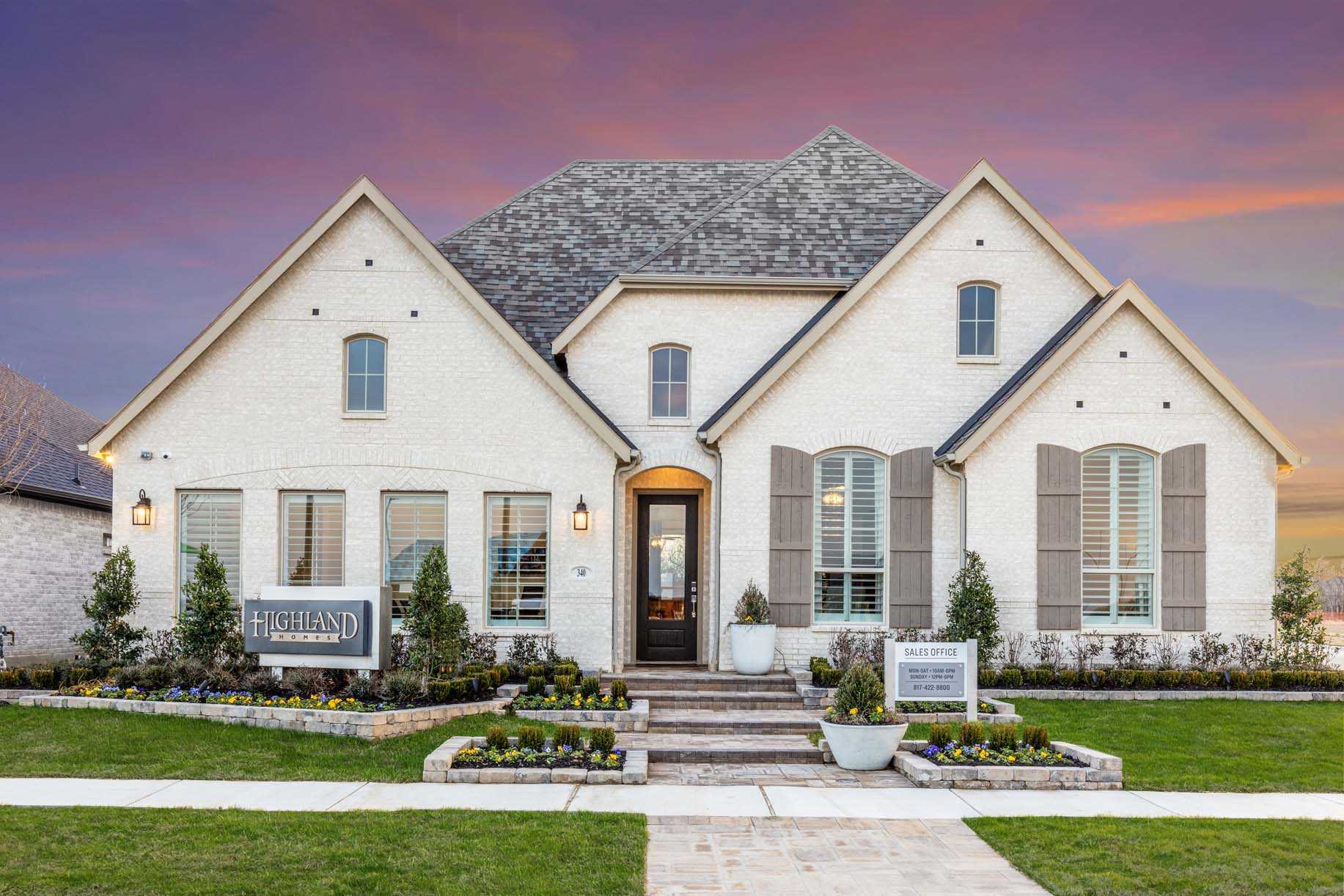 Dove Hollow por Highland Homes en Dallas Texas