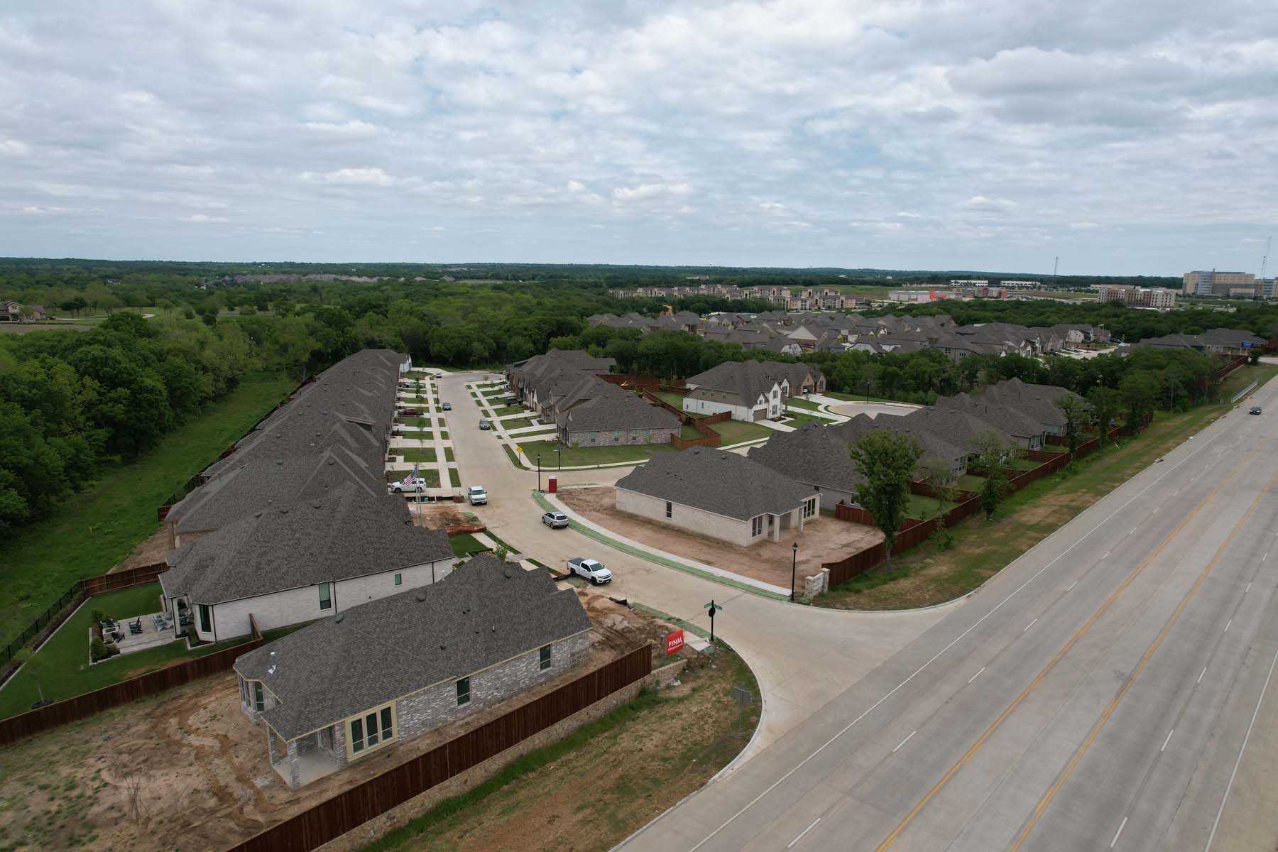 casa en Gateway Village - The Reserve por Highland Homes