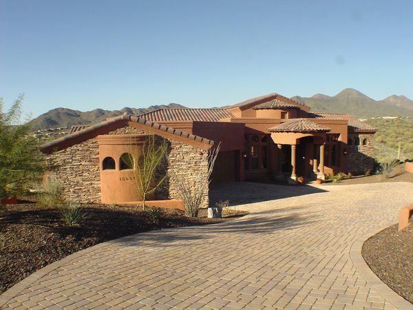 Hollanti Custom Homes LLC por Hollanti Custom Homes LLC en Phoenix-Mesa Arizona