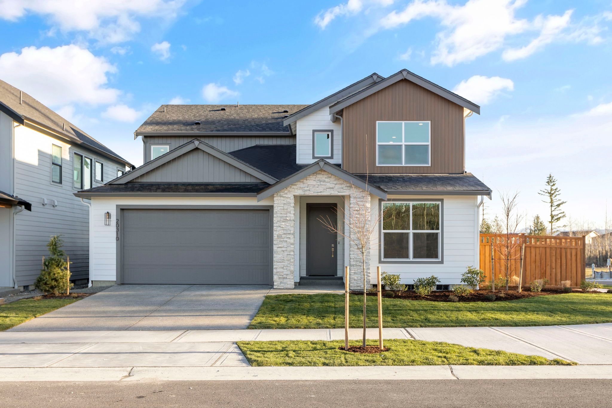 The 2414 - Glacier Pointe at Tehaleh: Bonney Lake, Washington - Holt Homes
