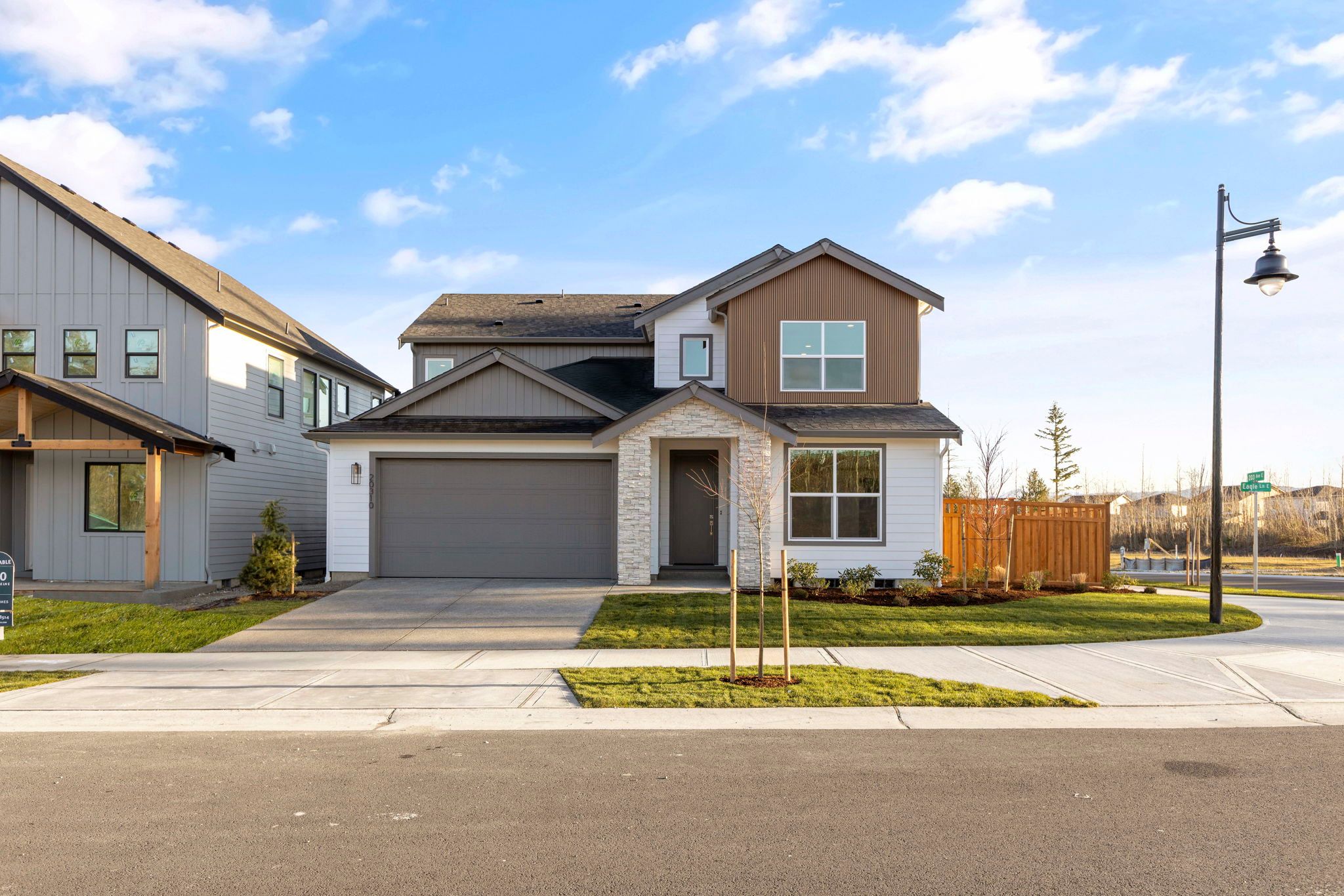 The 2414 - Glacier Pointe at Tehaleh: Bonney Lake, Washington - Holt Homes