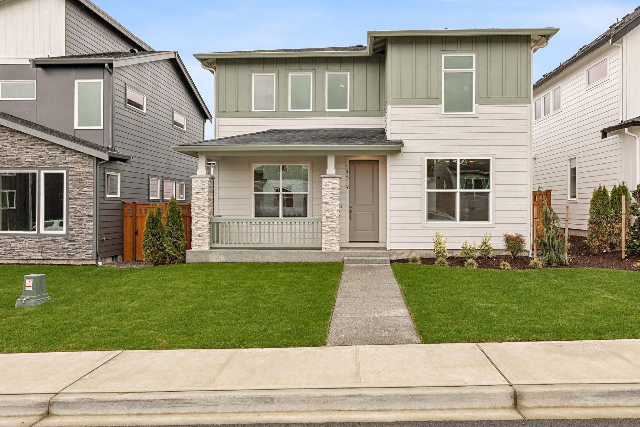 The 2084 - Glacier Pointe at Tehaleh: Bonney Lake, Washington - Holt Homes
