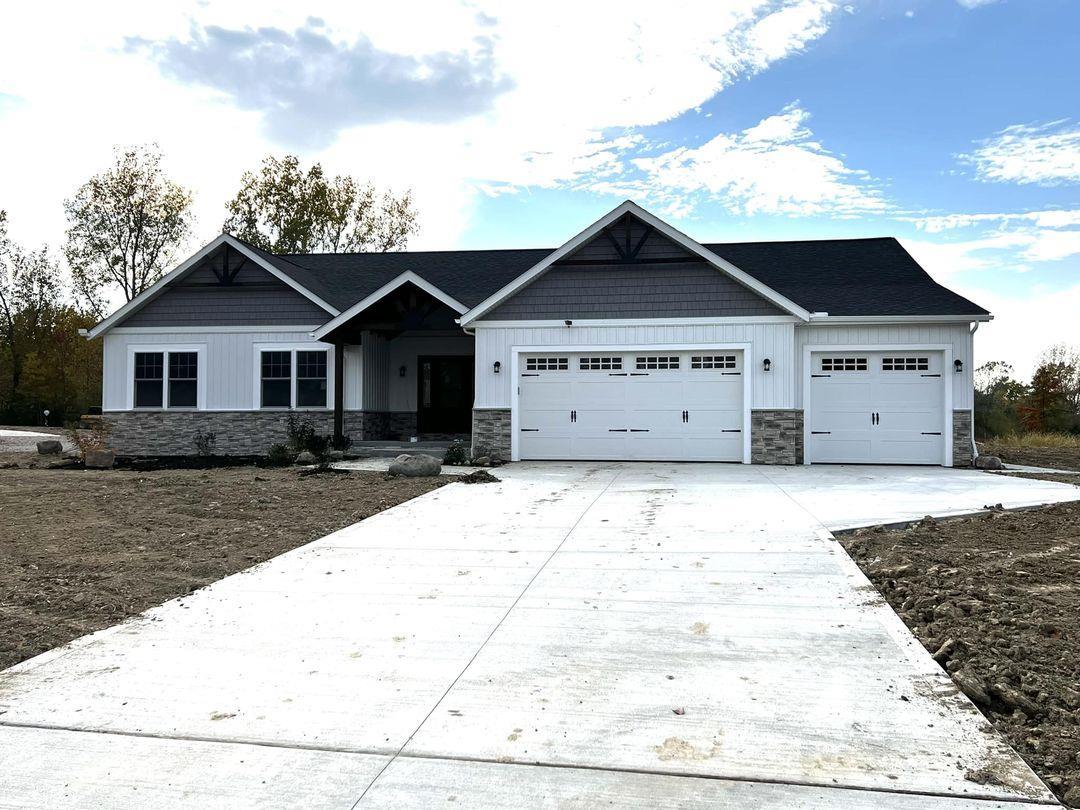 Holztrager Homes por Holztrager Homes en Cleveland Ohio