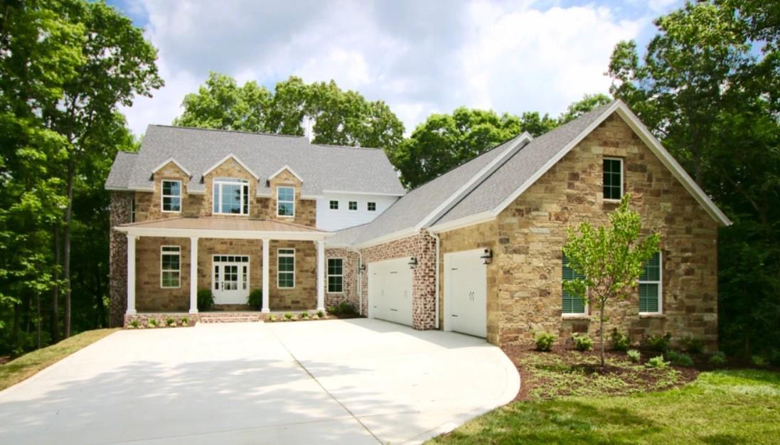 Homes of Distinction - Rogers, AR