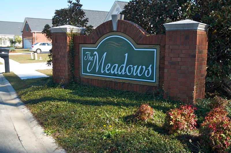 The Meadows por Hopkins Builders en Florence South Carolina
