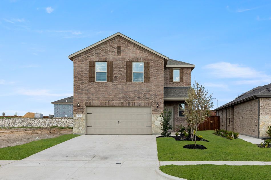 111 Aston Way. Terrell, TX 75160