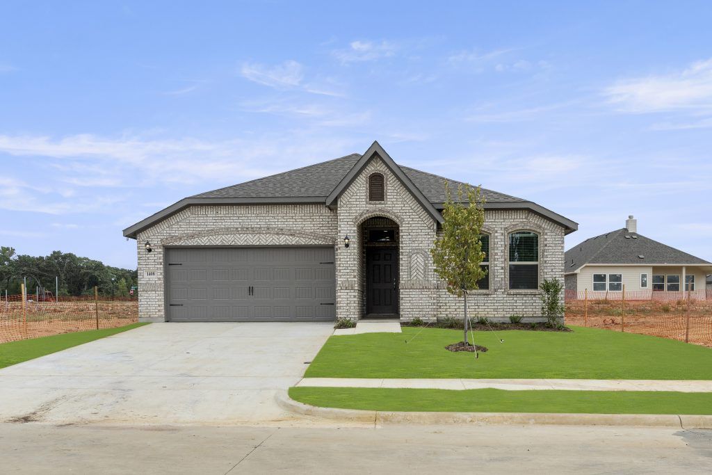 1620 Macadamia Court. Aubrey, TX 76227