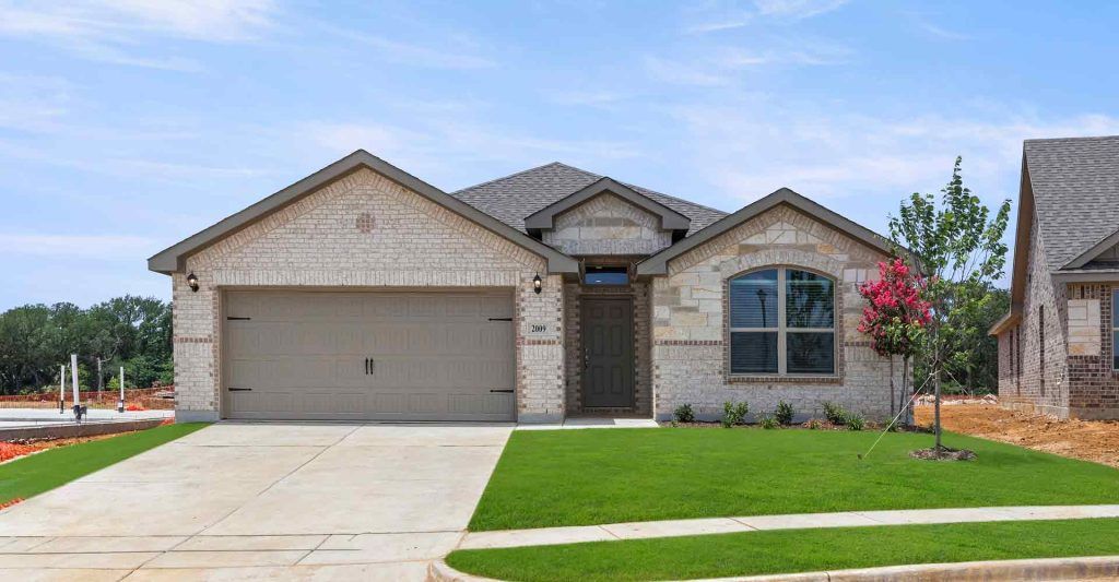 111 Aston Way. Terrell, TX 75160