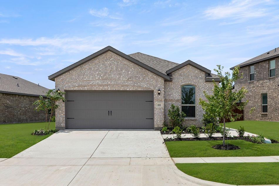111 Aston Way. Terrell, TX 75160