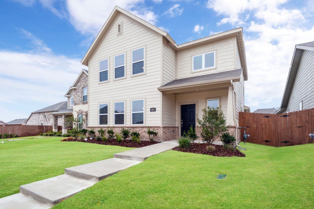 3002 Stillwater Lane. Crandall, TX 75114