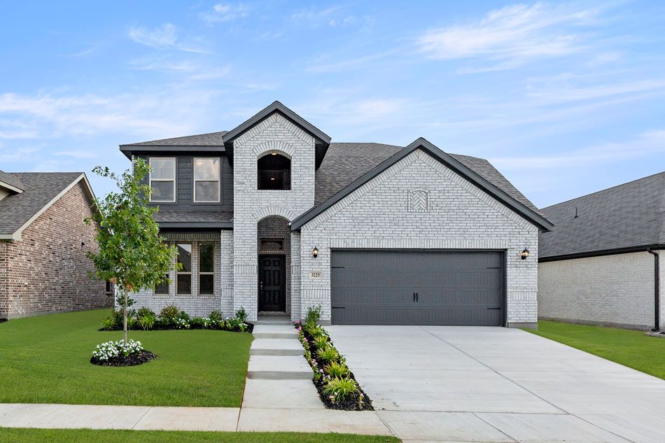 111 Aston Way. Terrell, TX 75160