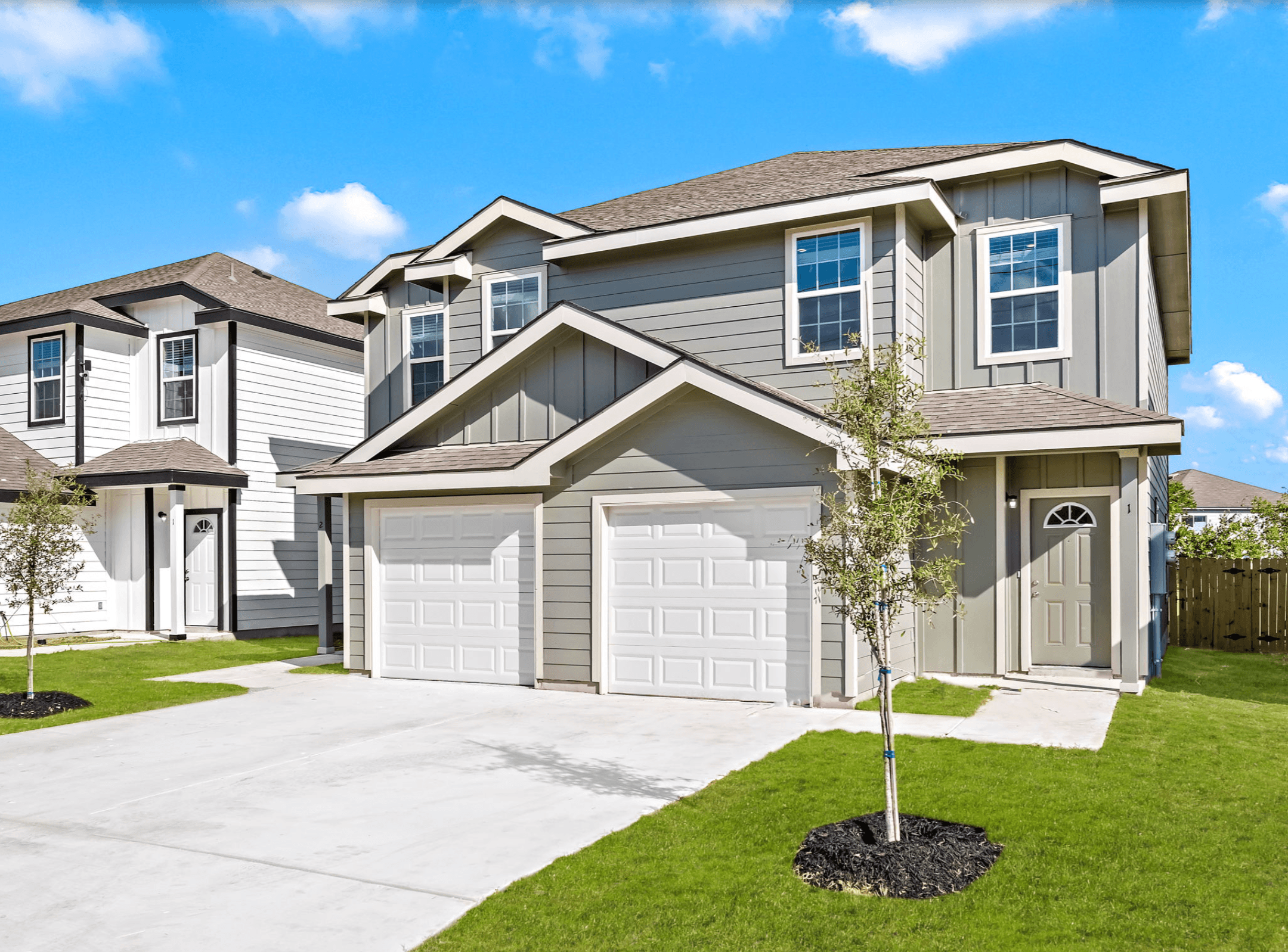 Savannah Circle 1 car garage duplex - Savannah Circle: San Antonio, Texas - Invest5s