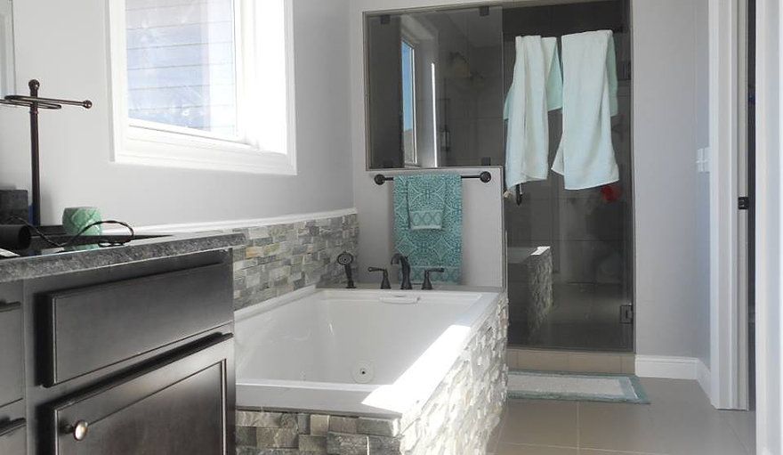 casa en Iowa Builders por Iowa Builders